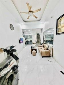 NHÀ YÊN LÃNG 30m2*4T, CÁCH PHỐ & Ô TÔ 20m, LÔ GÓC 2 THOÁNG, NGÕ THÔNG, hơn 7 tỷ